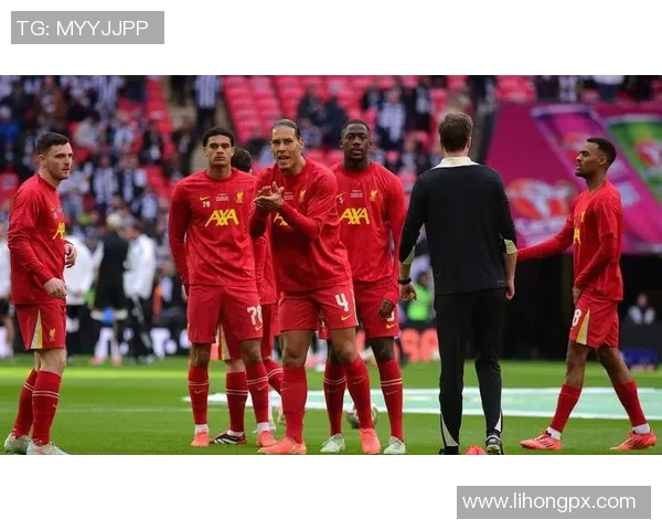 友谊赛惊现冷门里昂大胜利物浦引发全场热议